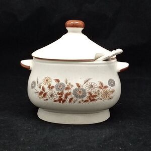 Vintage Floral Small Bean Pot w Ladle Lid Handle Soup Tureen Retro Blue Brown